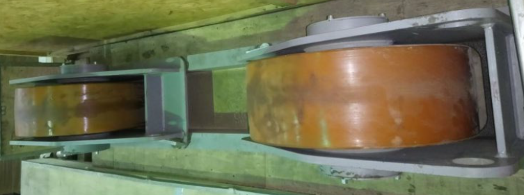 Холостая секция роликовой опоры. Холостая секция роликовой опоры.