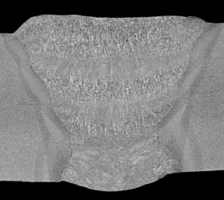 Стыковой шов, выполненный на пластине толщиной 18 мм в положении PF/3G