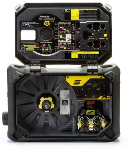 Внутренние светодиоды и отсек в крышке для хранения изнашиваемых деталей