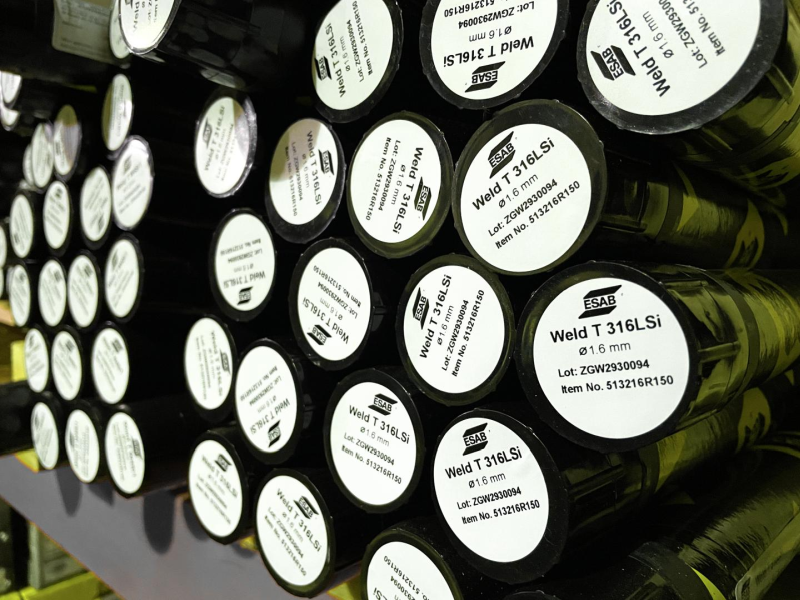 поступление на склад сварочных материалов - присадочных прутков ESAB Weld T 316L