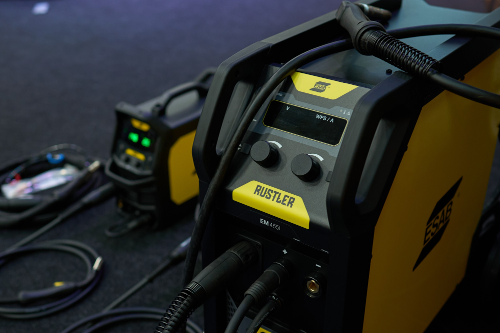 Сварочный аппарат ESAB Rustler EM 455i