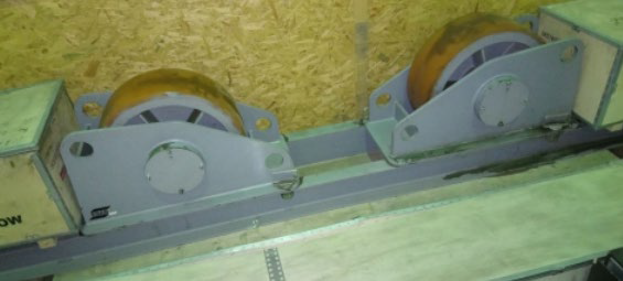 Холостая секция роликовой опоры.