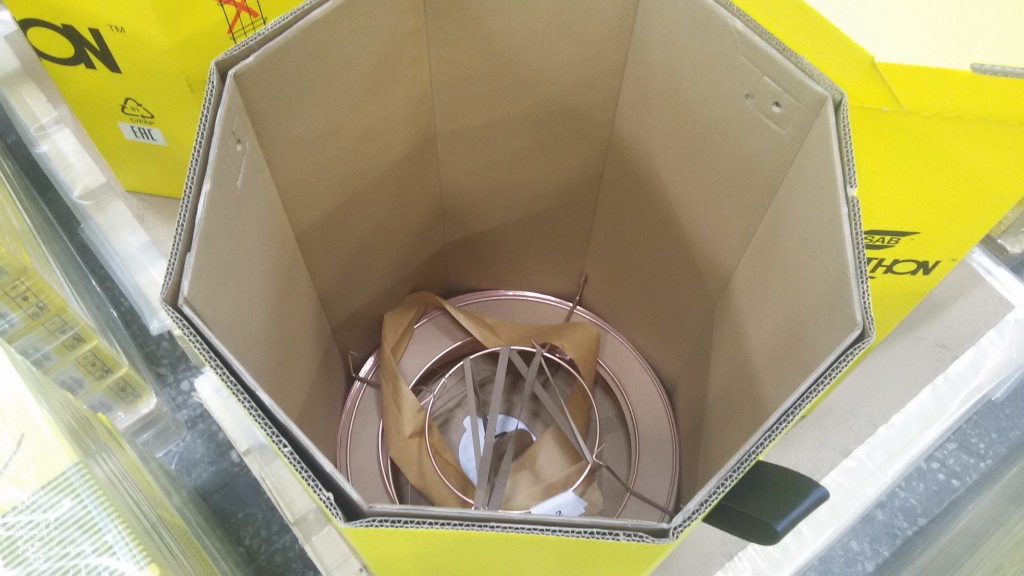 Сварочная проволока ESAB СВ-08Г2С в упаковке Marathon Pac Сварочная проволока ESAB СВ-08Г2С в упаковке Marathon Pac