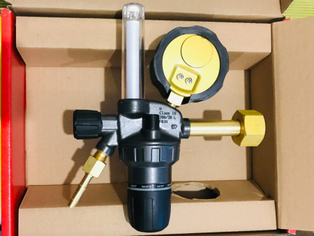 Редуктор углекислотный GCE ProControl Ar/CO2 - Aргон/СО2 - 200/ - бар, вх. G3/4"; вых. G1/4"; ротаметр 0-30л/мин