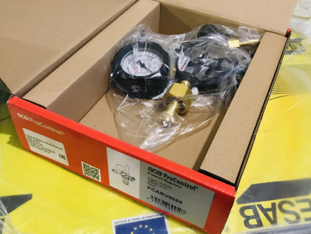 Редуктор углекислотный GCE ProControl Ar/CO2 - Aргон/СО2 - 200/ - бар, вх. G3/4"; вых. G1/4"; ротаметр 0-30л/мин