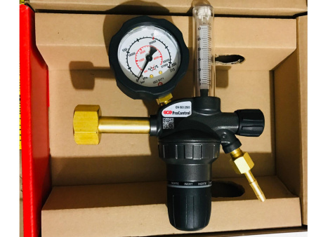 Редуктор углекислотный GCE ProControl Ar/CO2 - Aргон/СО2 - 200/ - бар, вх. G3/4"; вых. G1/4"; ротаметр 0-30л/мин