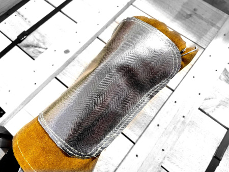 Наручный щиток ESAB Hand Shield