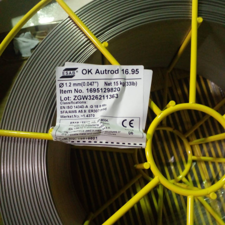 Проволока сварочная ESAB OK Autrod 16.95