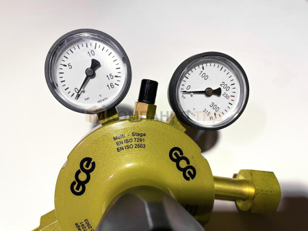 Редуктор двухступенчатый GCE S2+ N 200/10 bar вх. G3/4", вых. G3/8"  однокорпусный