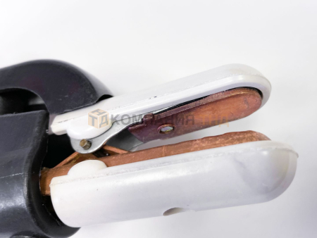 Электрододержатель  KRASS LXEA001 300А. Артикул 2942005