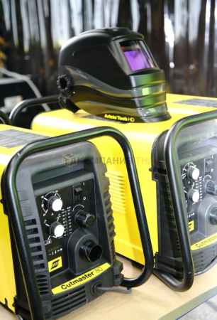 Установка воздушно-плазменной резки ESAB Cutmaster 80 Сварочный аппарат ESAB Cutmaster 80 для плазменной резки