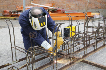 Установка воздушно-плазменной резки ESAB PowerCut 400 Установка ESAB PowerCut 400 воздушно-плазменной резки